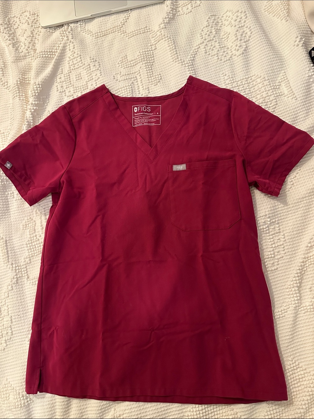 Figs V-Neck Scrub Top in Pink